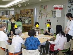 本を見て感じたことを説明しているところ１.jpg